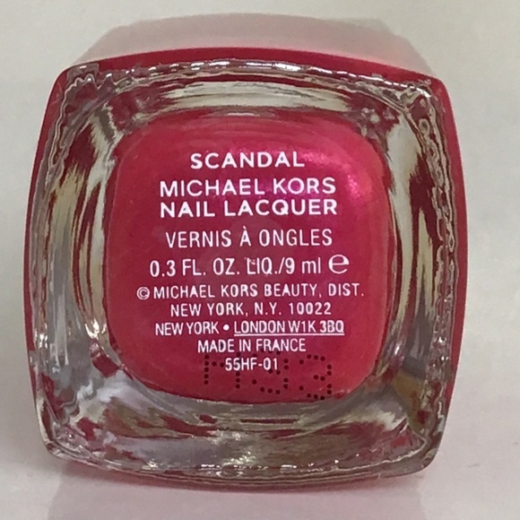 Michael Kors Nail polish (Scandal) - Picture 4 of 5